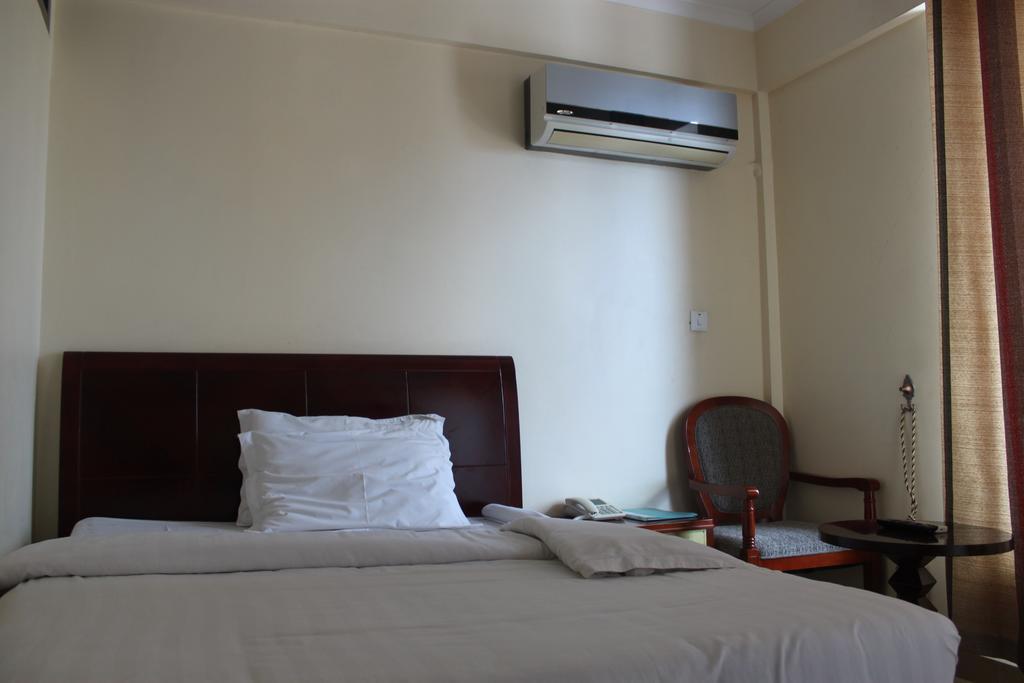 Mic Hotel Dar es Salaam Room photo
