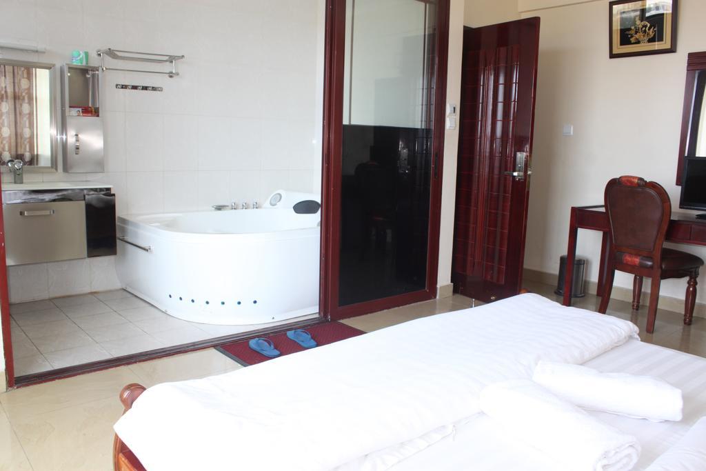 Mic Hotel Dar es Salaam Room photo