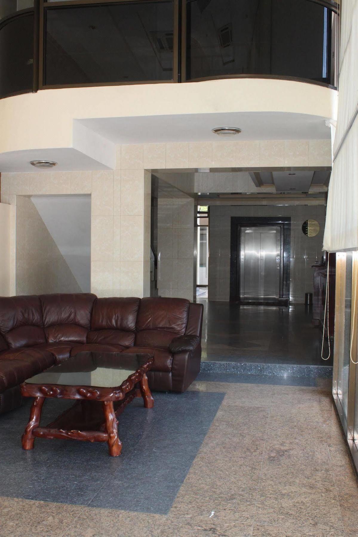 Mic Hotel Dar es Salaam Exterior photo