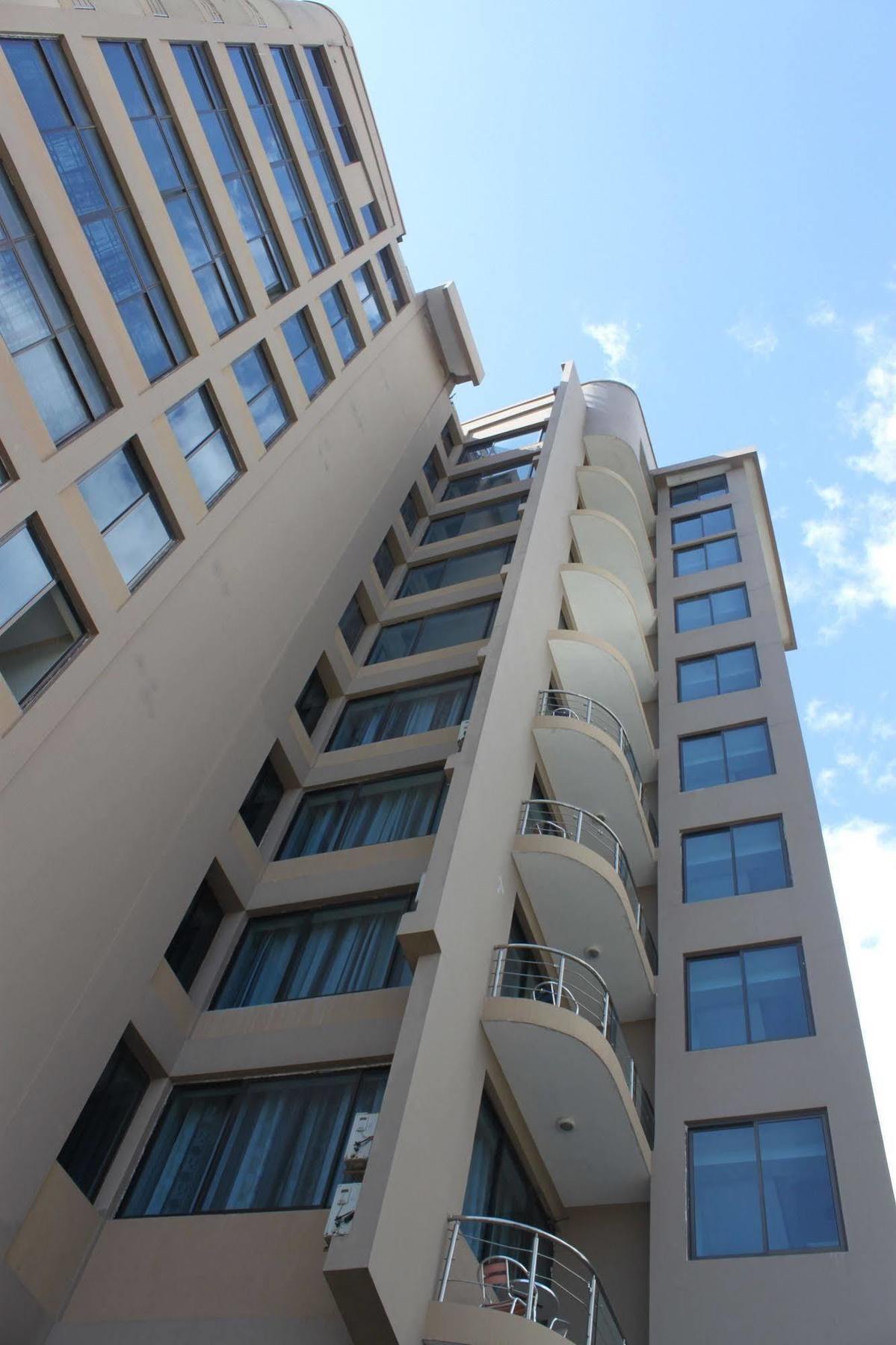 Mic Hotel Dar es Salaam Exterior photo