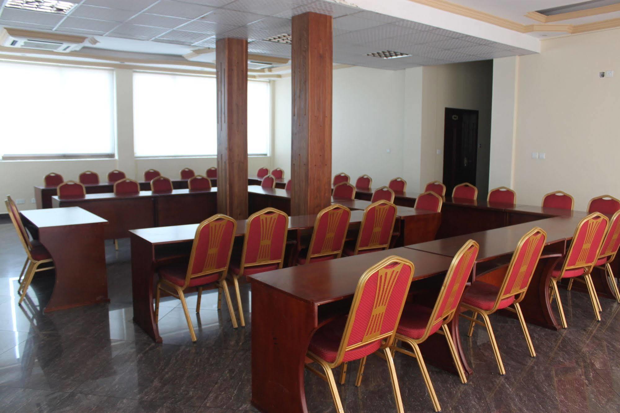 Mic Hotel Dar es Salaam Exterior photo